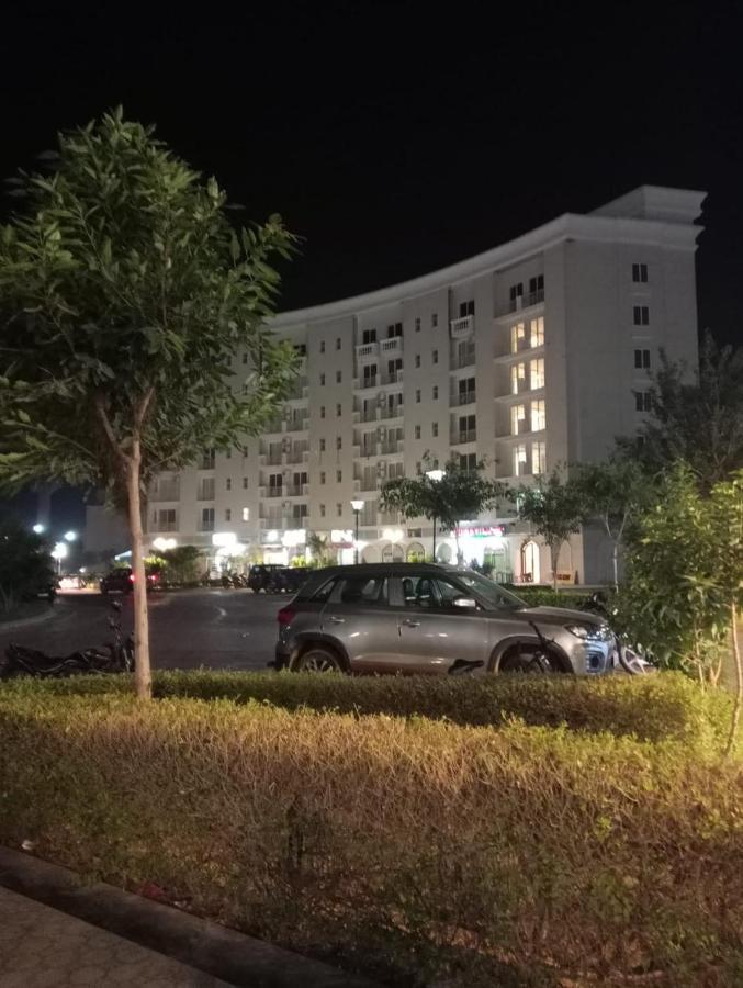 Omaxe Krishna Aavas Apartman Vrindávan Kültér fotó