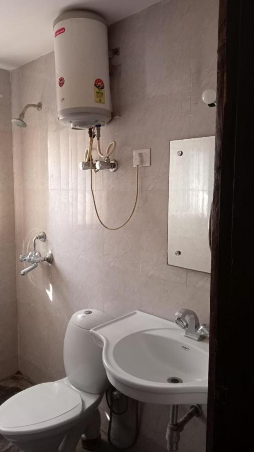 Omaxe Krishna Aavas Apartman Vrindávan Kültér fotó